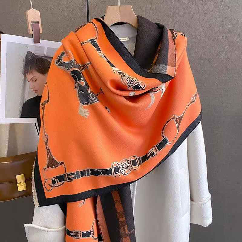 Retro Rider Horse Schal aus Ka – Cashmere Scarf Bewertung und Preis